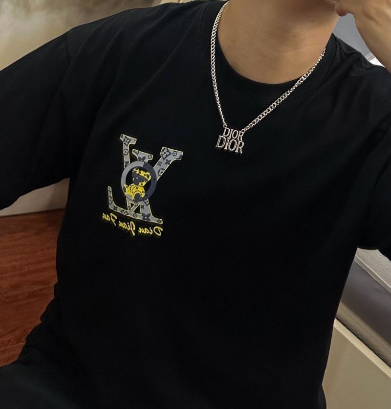 chr1st1an D10r necklaces